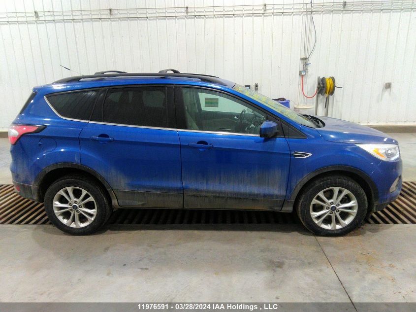 2017 Ford Escape Se VIN: 1FMCU9G92HUD98046 Lot: 39226527