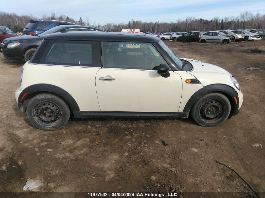 2013 Mini Cooper VIN: WMWSU3C52DT680989 Lot: 11977532