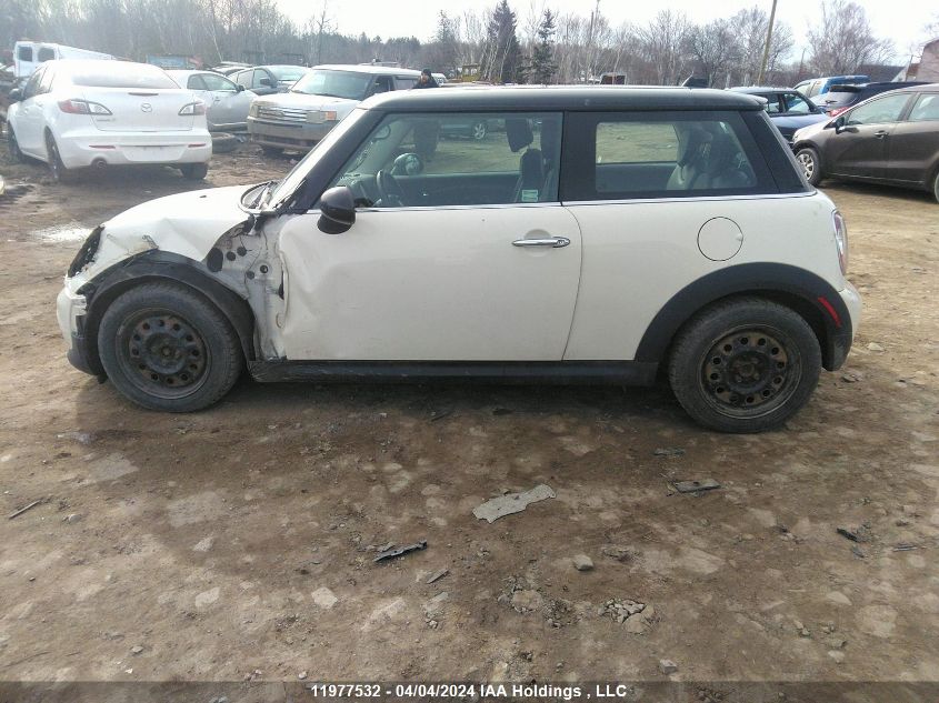 2013 Mini Cooper VIN: WMWSU3C52DT680989 Lot: 11977532