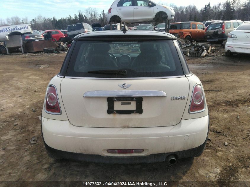 2013 Mini Cooper VIN: WMWSU3C52DT680989 Lot: 11977532