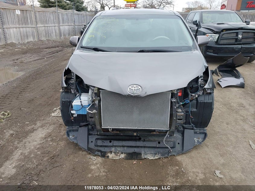 2013 Toyota Sienna V6 7 Passenger VIN: 5TDZK3DC2DS346447 Lot: 11978053