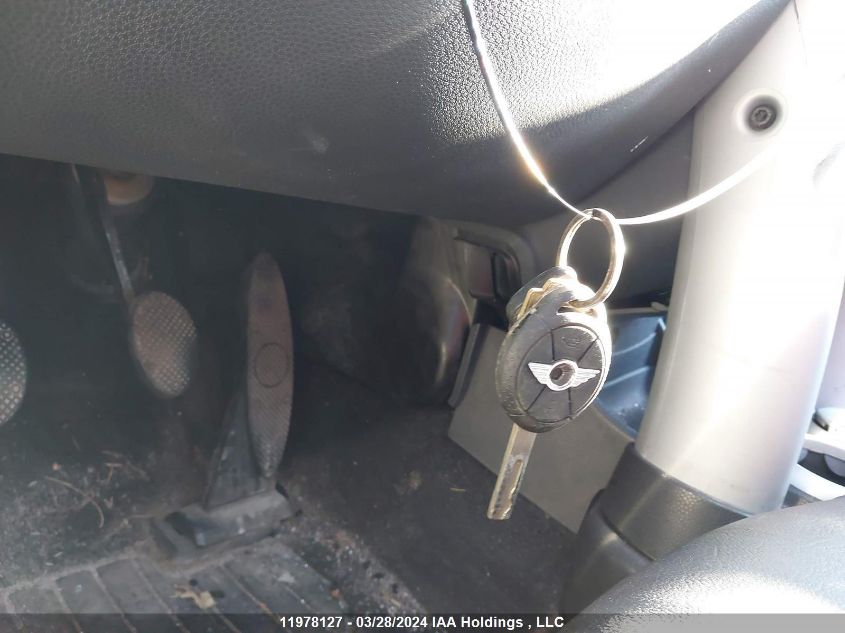 2005 Mini Cooper VIN: WMWRC33465TC56812 Lot: 11978127