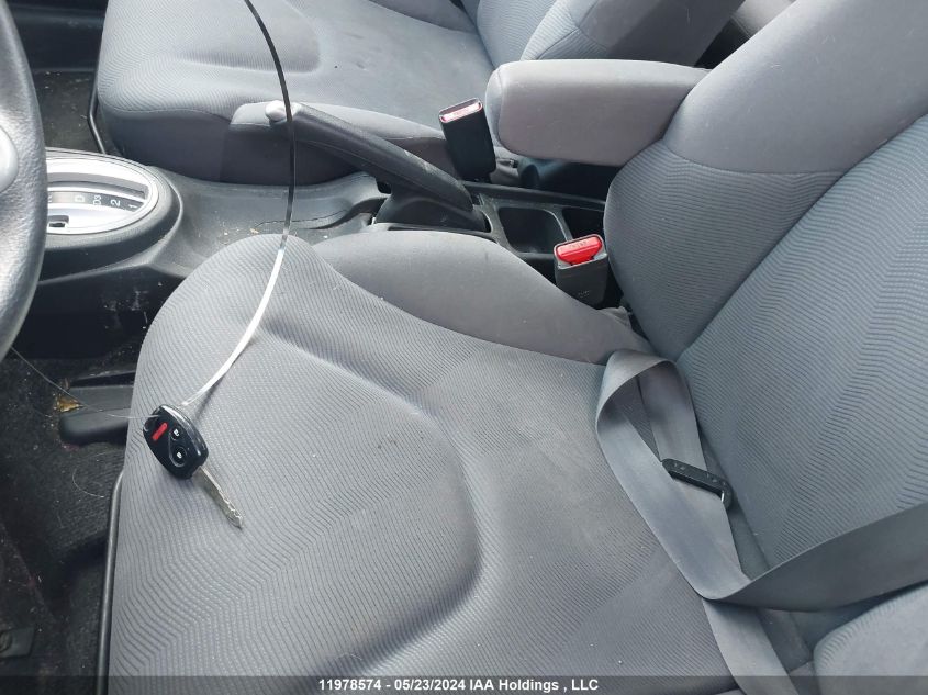 2013 Honda Fit VIN: LUCGE8H5XD3002014 Lot: 11978574