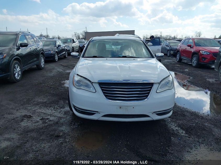 2013 Chrysler 200 Limited VIN: 1C3CCBCG1DN553858 Lot: 11979202