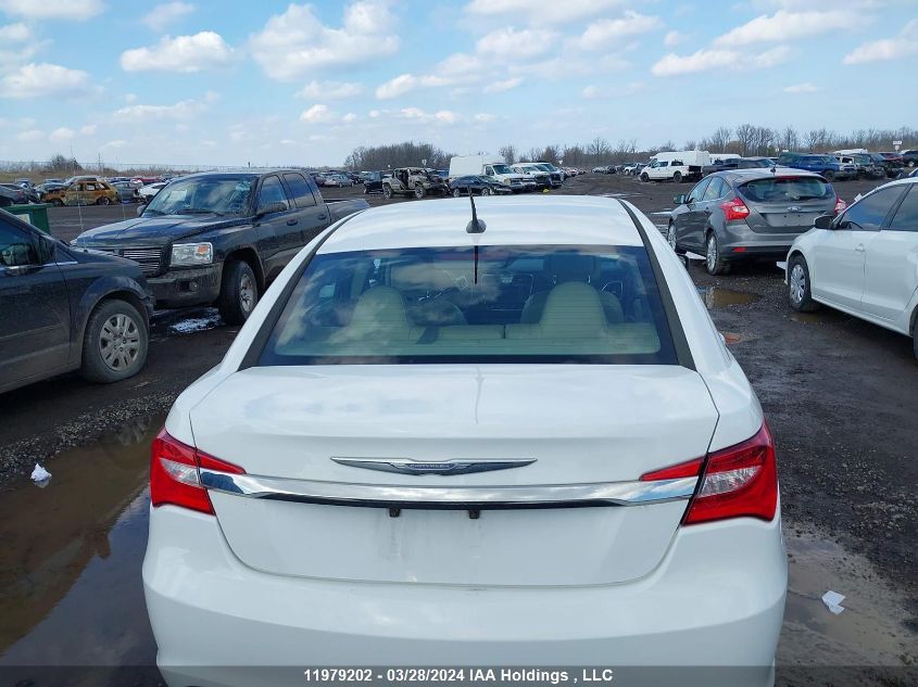 2013 Chrysler 200 Limited VIN: 1C3CCBCG1DN553858 Lot: 11979202