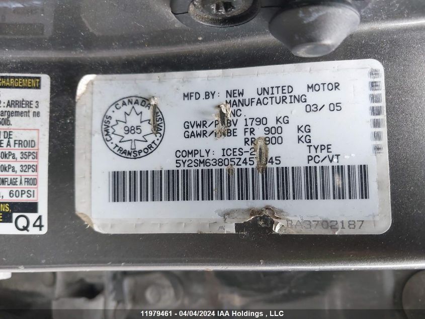 2005 Pontiac Vibe VIN: 5Y2SM63805Z457945 Lot: 11979461