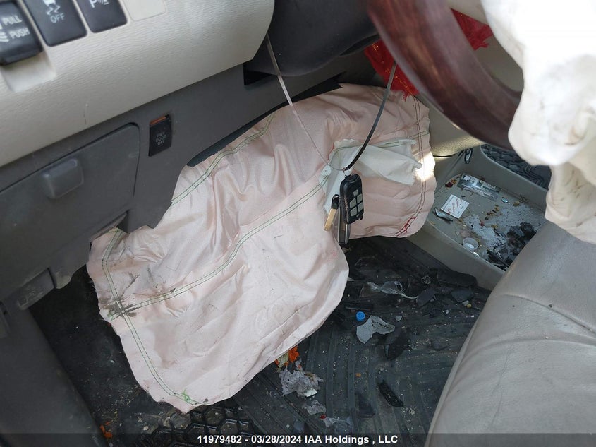 2011 Toyota Sienna Xle/Limited VIN: 5TDYK3DC6BS031708 Lot: 11979482