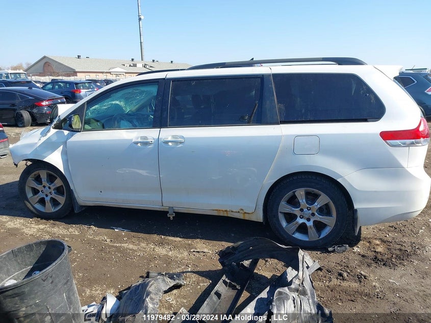 2011 Toyota Sienna Xle/Limited VIN: 5TDYK3DC6BS031708 Lot: 11979482