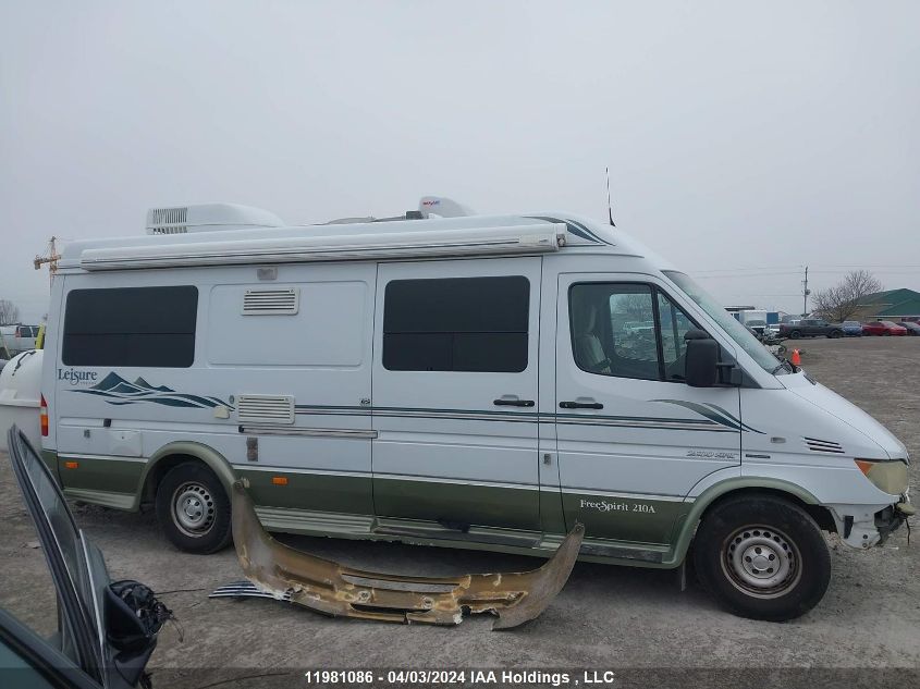 2003 Dodge Sprinter Van 2500 Super High Ceiling VIN: WD2YD742535491585 Lot: 11981086