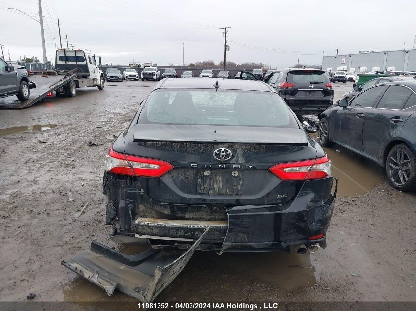 2018 Toyota Camry L/Le/Xle/Se/Xse VIN: 4T1B11HKXJU059001 Lot: 11981352