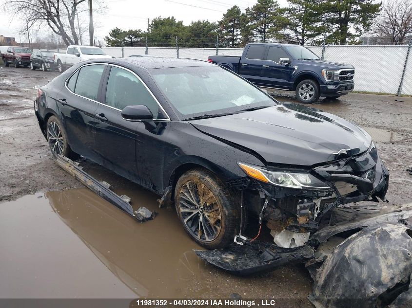 2018 Toyota Camry L/Le/Xle/Se/Xse VIN: 4T1B11HKXJU059001 Lot: 11981352