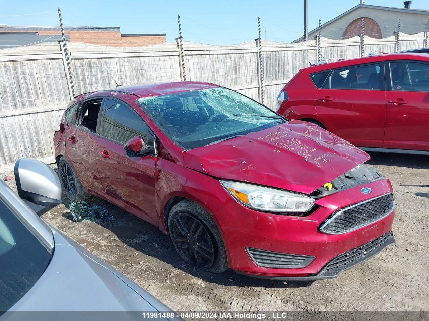 2015 Ford Focus Se VIN: 1FADP3K29FL330598 Lot: 39240399