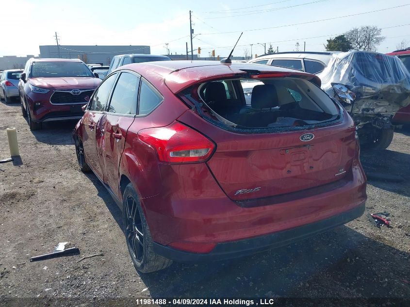 2015 Ford Focus Se VIN: 1FADP3K29FL330598 Lot: 39240399