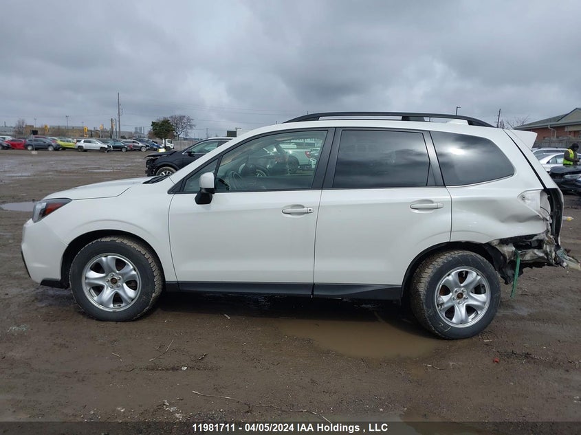 2018 Subaru Forester VIN: JF2SJEJC7JH411752 Lot: 11981711