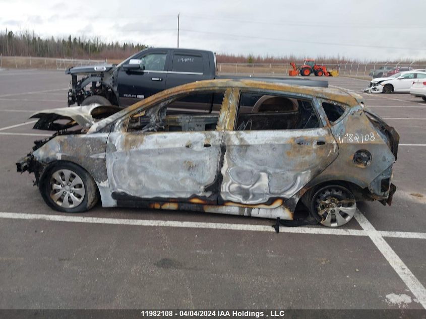 2017 Hyundai Accent Se VIN: KMHCT5AE3HU340268 Lot: 11982108