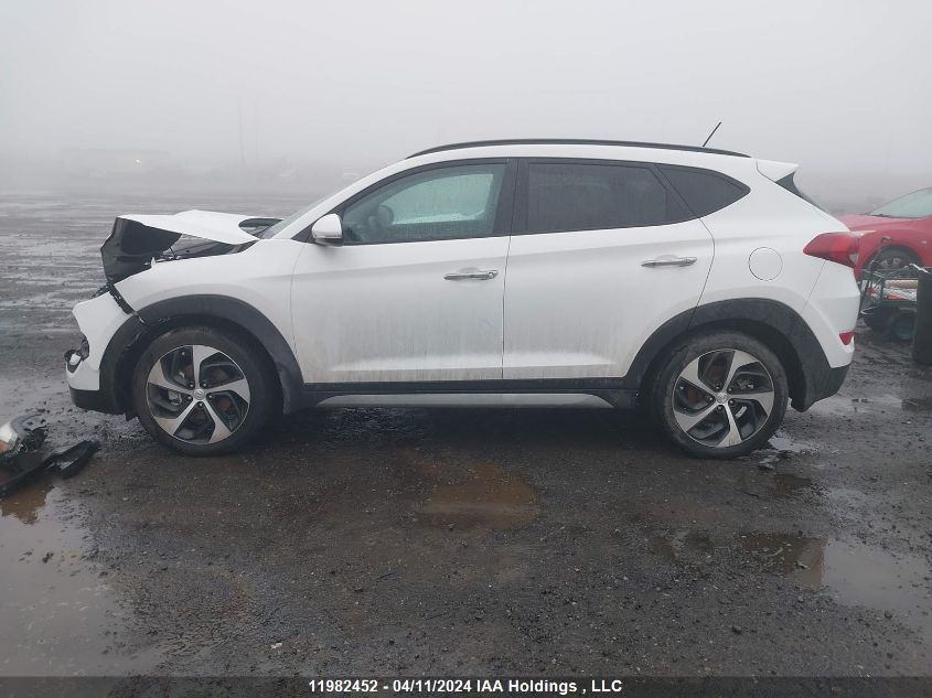 KM8J3CA23HU333001 2017 Hyundai Tucson Se