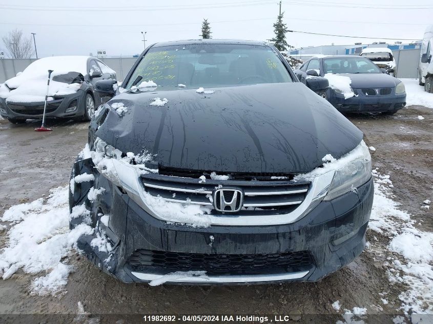 2015 Honda Accord Touring VIN: 1HGCR2F92FA800565 Lot: 11982692