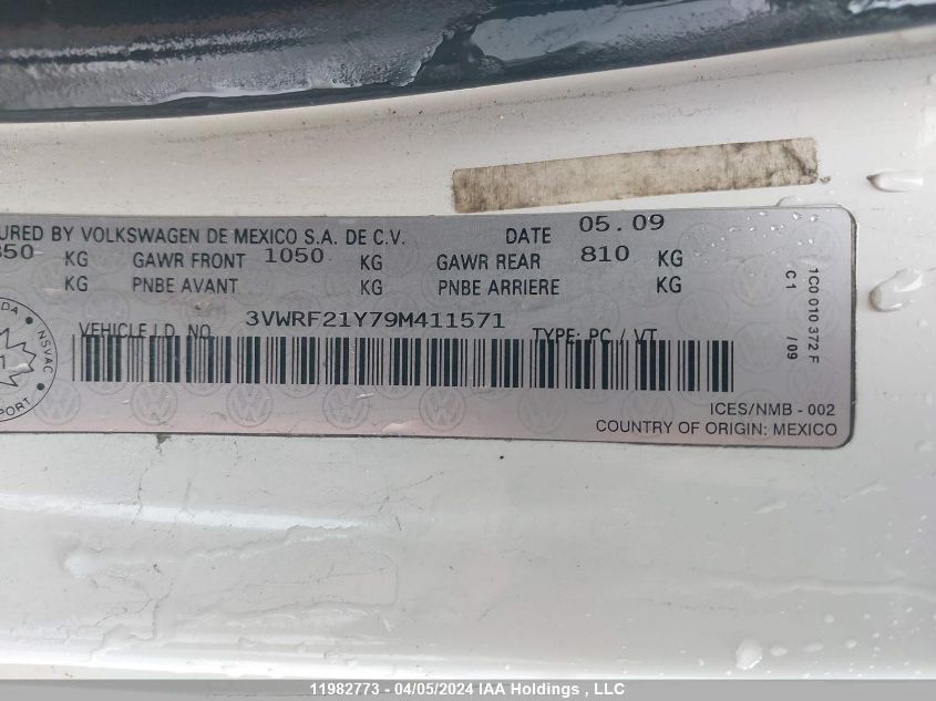 2009 Volkswagen New Beetle S VIN: 3VWRF21Y79M411571 Lot: 11982773