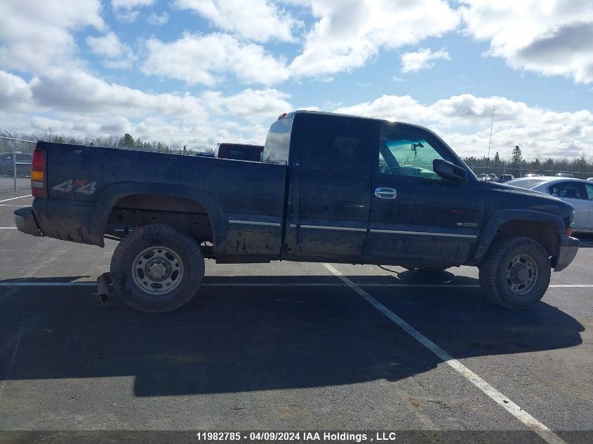 2000 Chevrolet Silverado 2500 VIN: 1GCGK29U9YE432143 Lot: 11982785