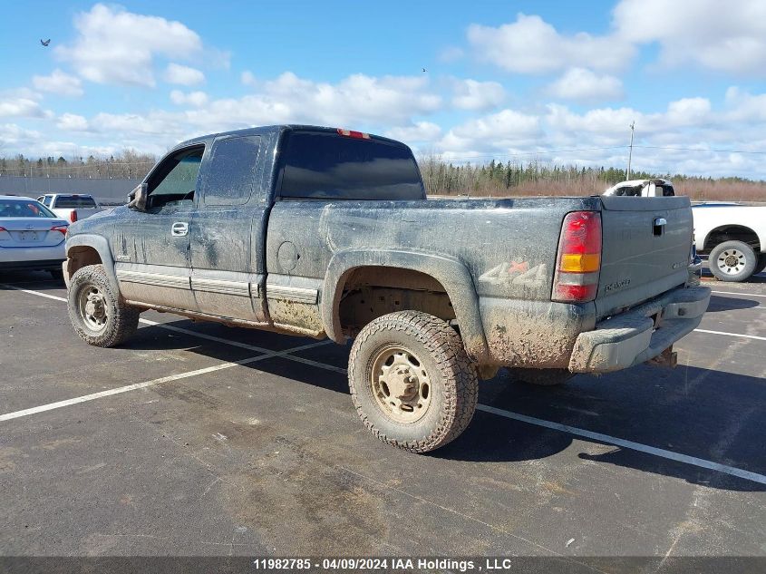 2000 Chevrolet Silverado 2500 VIN: 1GCGK29U9YE432143 Lot: 11982785