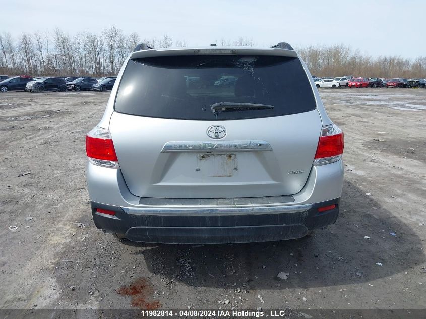 2013 Toyota Highlander Plus/Se VIN: 5TDBK3EH3DS176689 Lot: 11982814