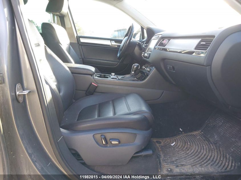 2011 Volkswagen Touareg VIN: WVGFK9BP2BD006845 Lot: 11982815