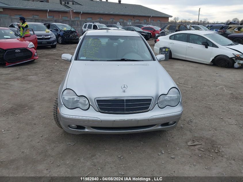 2001 Mercedes-Benz C-Class VIN: WDBRF61J71F116132 Lot: 11982840