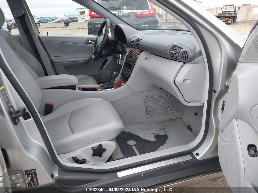 2001 Mercedes-Benz C-Class VIN: WDBRF61J71F116132 Lot: 11982840