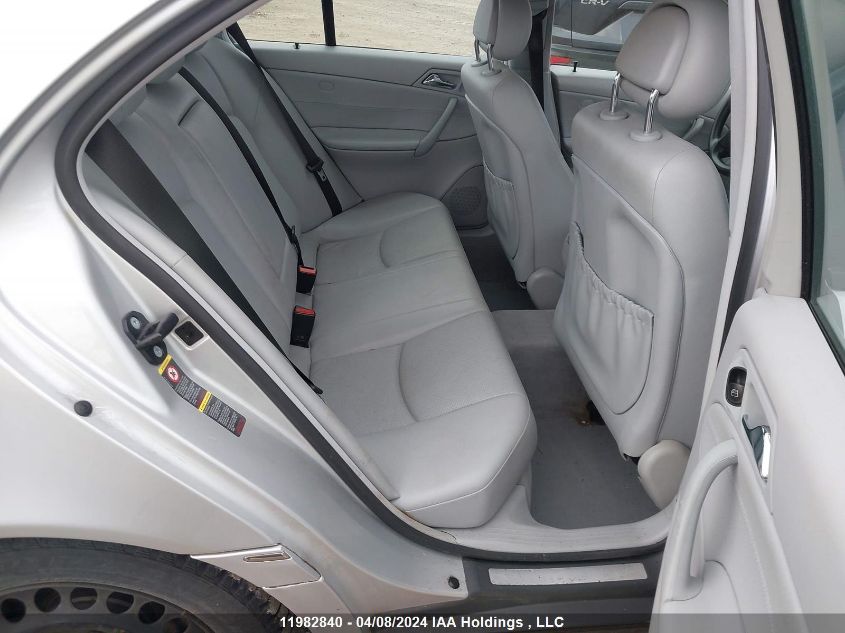 2001 Mercedes-Benz C-Class VIN: WDBRF61J71F116132 Lot: 11982840