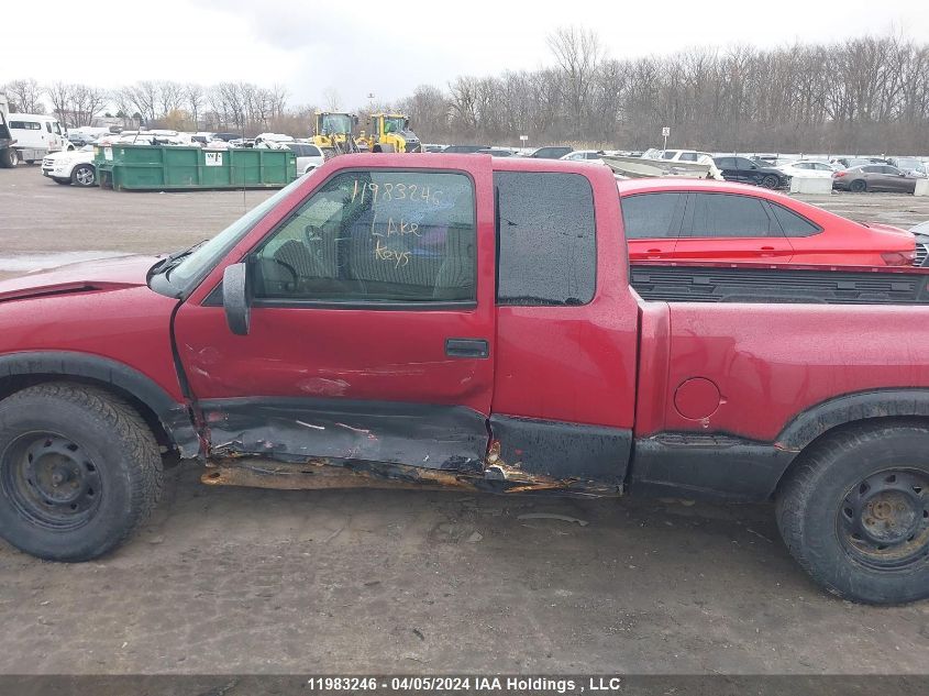 2002 GMC Sonoma VIN: 1GTCS19WX28245803 Lot: 11983246