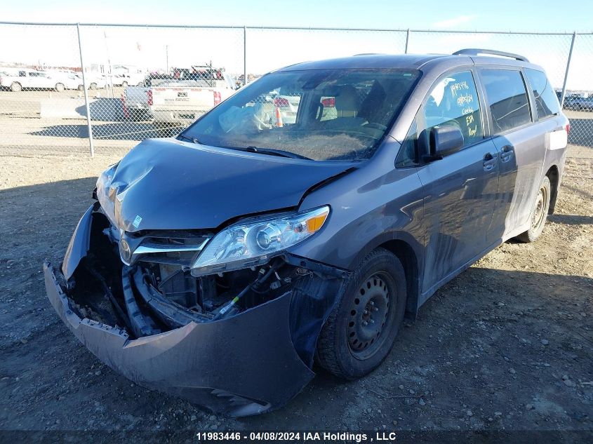 2019 Toyota Sienna Le VIN: 5TDKZ3DC9KS998458 Lot: 11983446