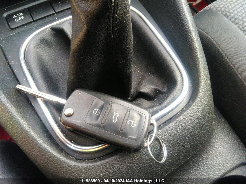 2010 Volkswagen Golf VIN: WVWCA7AJ4AW216426 Lot: 39241035