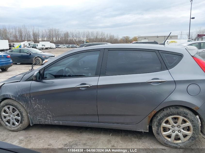 2013 Hyundai Accent Gls/Gs VIN: KMHCT5AE2DU131761 Lot: 11984938