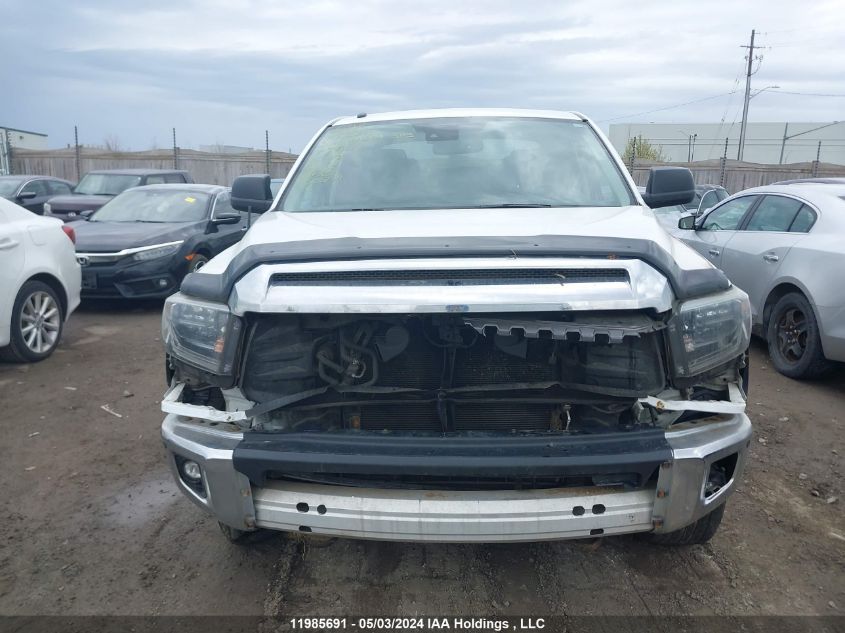 2018 Toyota Tundra Sr5 Plus 5.7L V8 VIN: 5TFDY5F12JX743176 Lot: 11985691