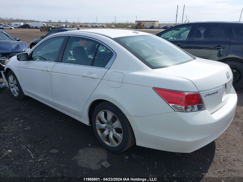 2008 Honda Accord Sdn VIN: 1HGCP26818A815803 Lot: 11985801