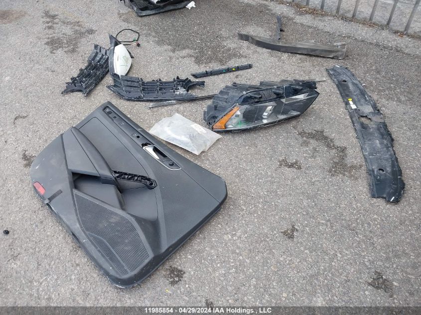 2016 Volkswagen Passat VIN: 1VWAS7A32GC043213 Lot: 11985854