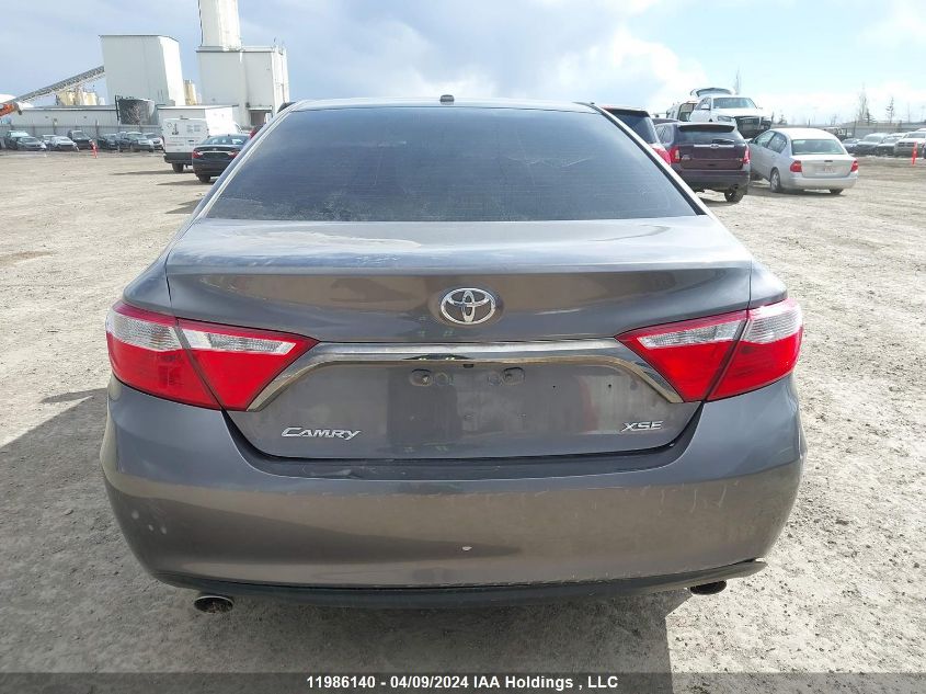 2015 Toyota Camry Xse/Xle VIN: 4T1BK1FK0FU561670 Lot: 39227502