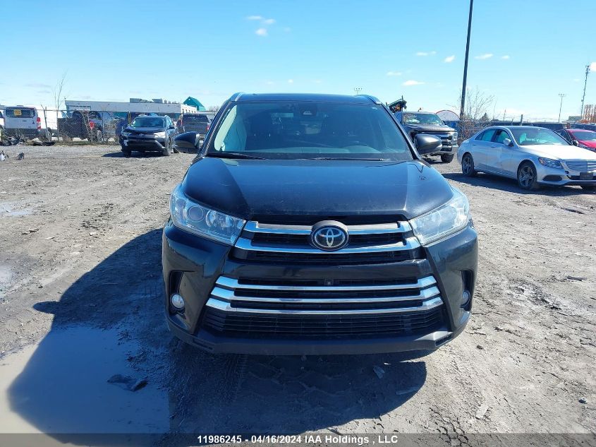 2018 Toyota Highlander VIN: 5TDDZRFH1JS833300 Lot: 11986245