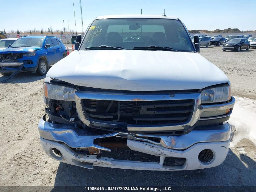 2005 GMC Sierra K2500 Heavy Duty VIN: 1GTHK29265E173979 Lot: 11986415