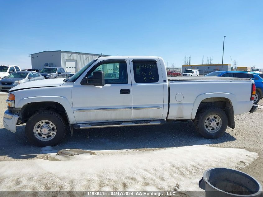 2005 GMC Sierra K2500 Heavy Duty VIN: 1GTHK29265E173979 Lot: 11986415