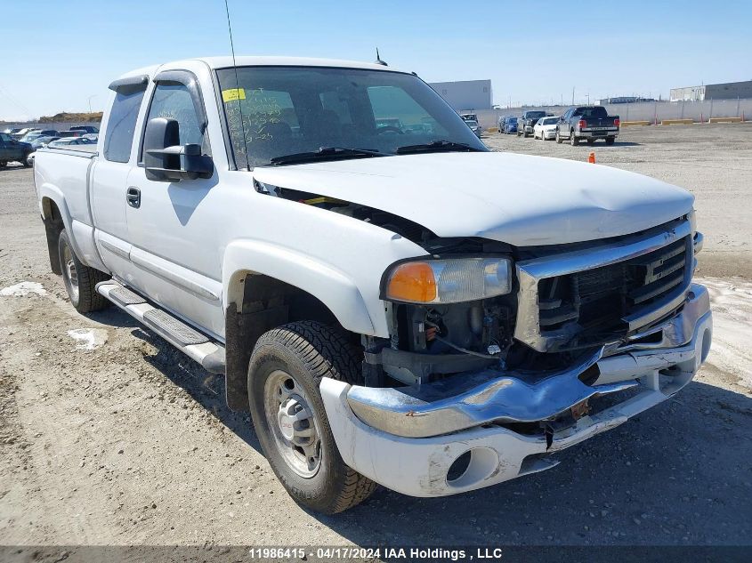 2005 GMC Sierra K2500 Heavy Duty VIN: 1GTHK29265E173979 Lot: 11986415