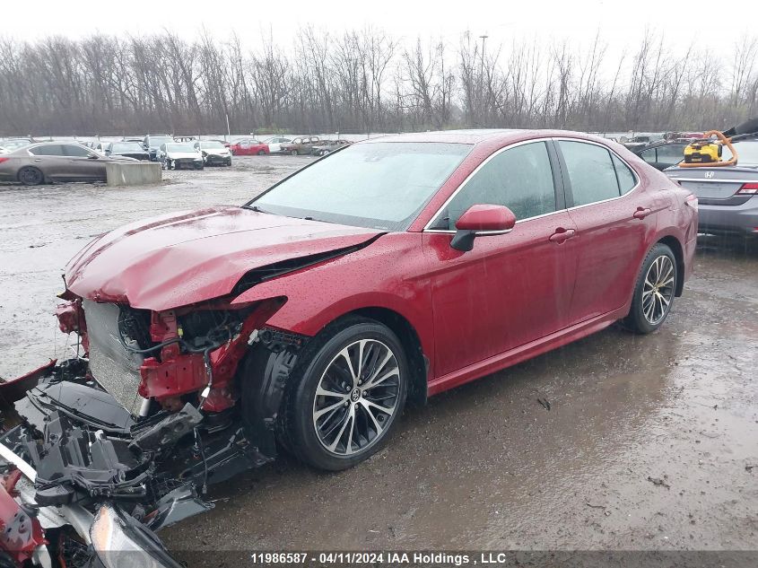 2018 Toyota Camry Le/Se/Xle VIN: 4T1B11HK5JU610791 Lot: 76516353