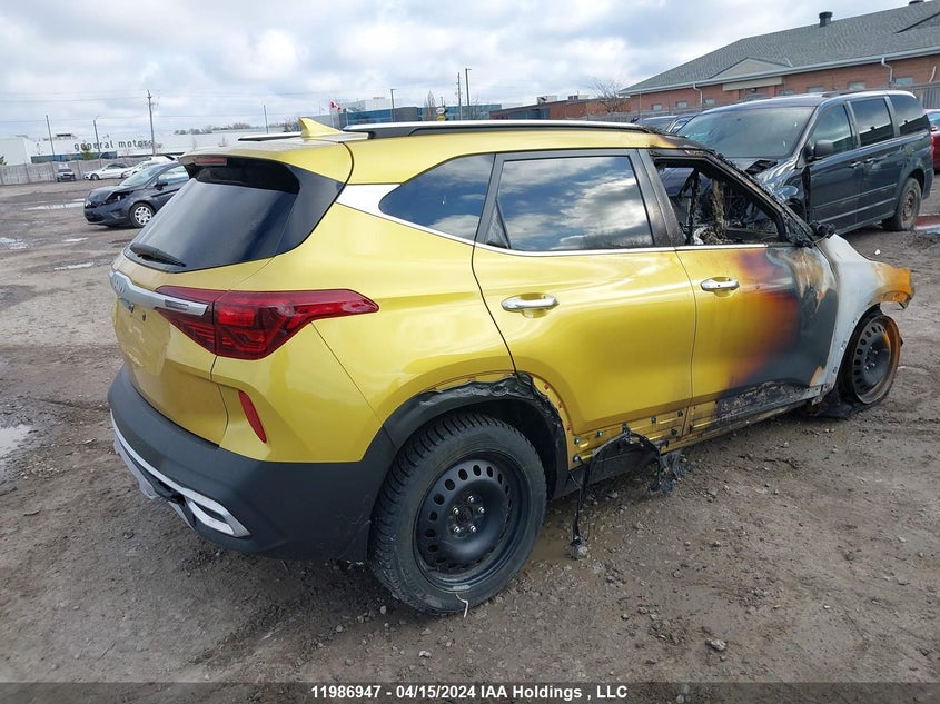 2022 Kia Seltos VIN: KNDETCA24N7233912 Lot: 11986947