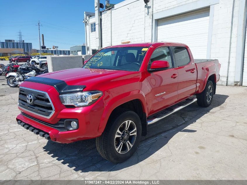 2016 Toyota Tacoma Dbl Cab/Sr5/Trd Sport/Or VIN: 5TFDZ5BN2GX013072 Lot: 11987247