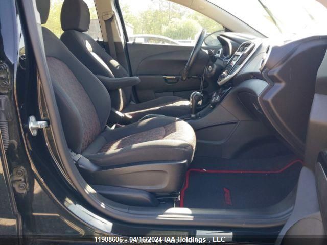 2018 Chevrolet Sonic VIN: 1G1JD6SH2J4102319 Lot: 11988606