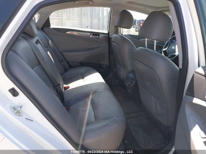 2015 Hyundai Sonata Hybrid/Limited VIN: KMHEC4A49FA138527 Lot: 39240811