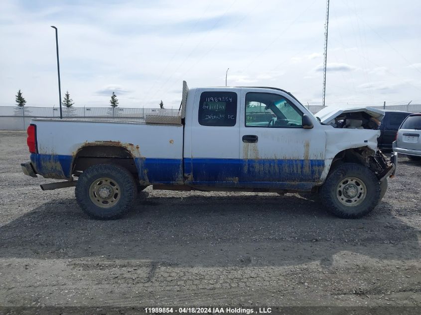 2005 Chevrolet Silverado K2500 Heavy Duty VIN: 1GCHK29U45E326733 Lot: 11989854