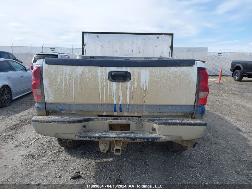 2005 Chevrolet Silverado K2500 Heavy Duty VIN: 1GCHK29U45E326733 Lot: 11989854