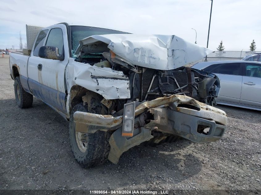 2005 Chevrolet Silverado K2500 Heavy Duty VIN: 1GCHK29U45E326733 Lot: 11989854