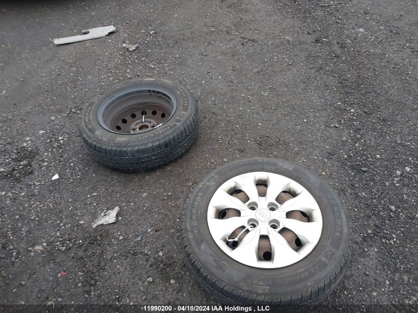 2016 Hyundai Accent Gl VIN: KMHCT5AE9GU240996 Lot: 39227095